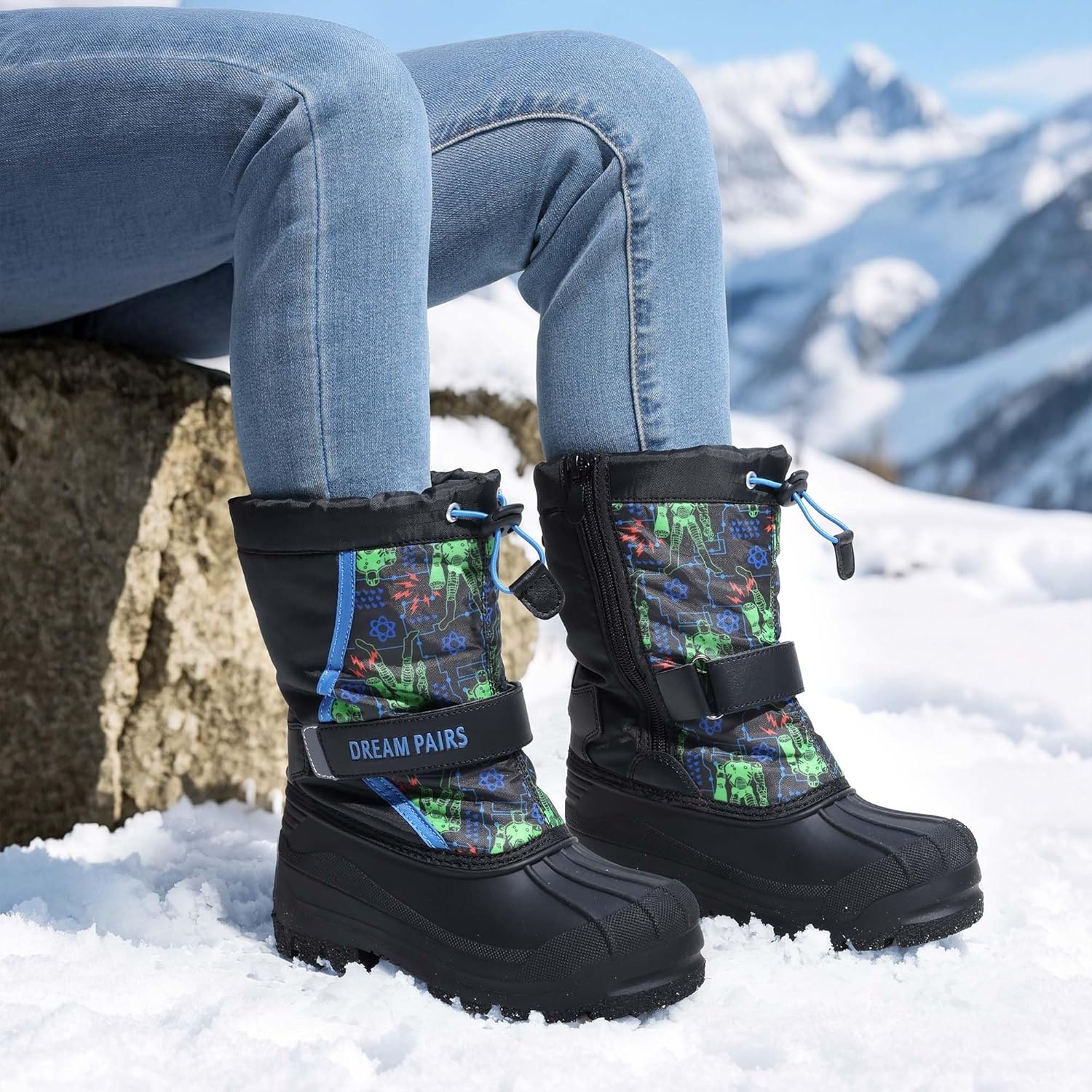 image:imageDREAM PAIRS Boys amp Girls Mid Calf WaterResistant Winter Snow Boots for ToddlerLittleBig KidBlueBlack